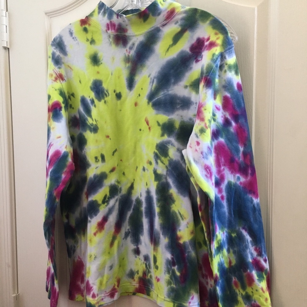 FINAL MARKDOWN LADIES Croft and barrow long sleeved tee xl